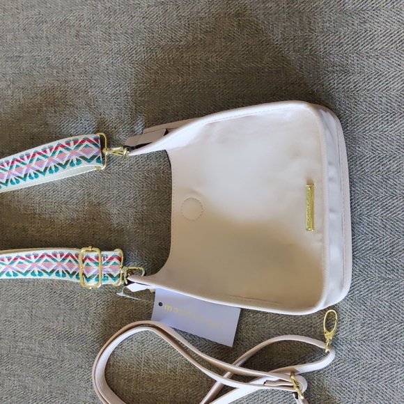 *Final Price* NWT Madden Girl Crossbody Bag with Double Straps - Picture 3 of 9